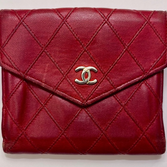🌟Vintage Chanel Red Compact Wallet - Picture 2 of 13